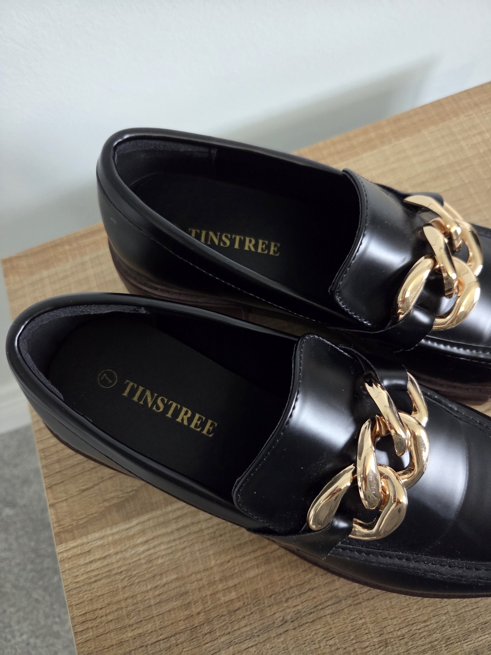 Black Chunky Chain-Accent Loafers - Picture 2 of 4